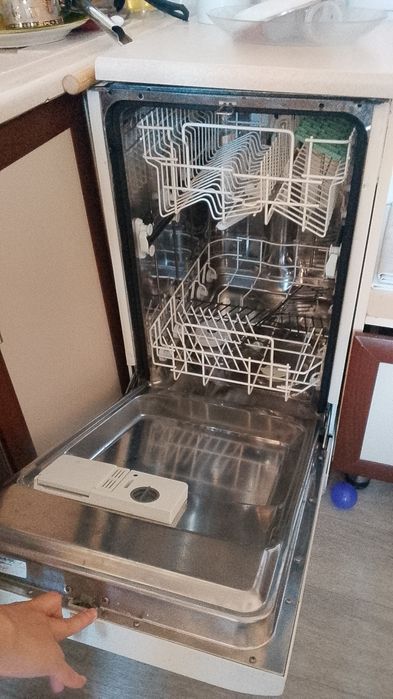 Отдам даром диван