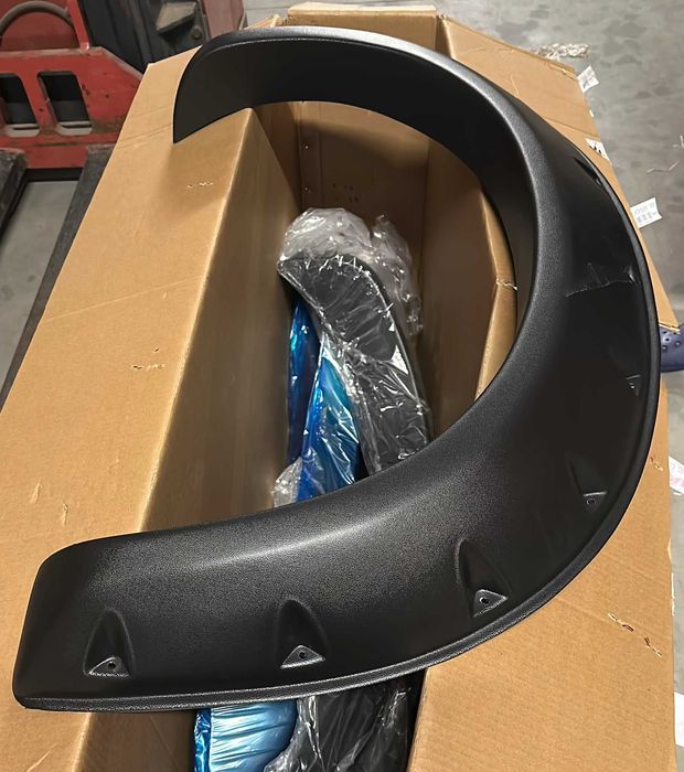 Overfendere aparatori de noroi Toyota hilux Vigo 2005-2012
