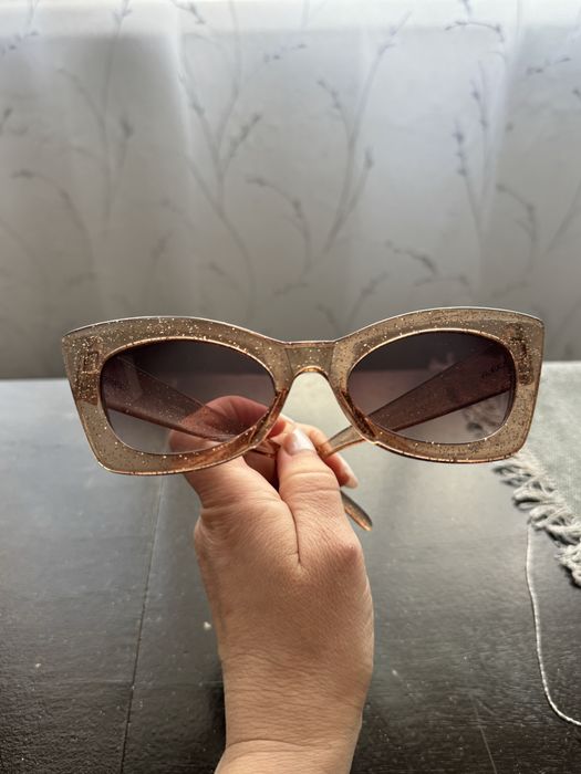 Dolce&Gabbana слънчеви очила с подарък Guess