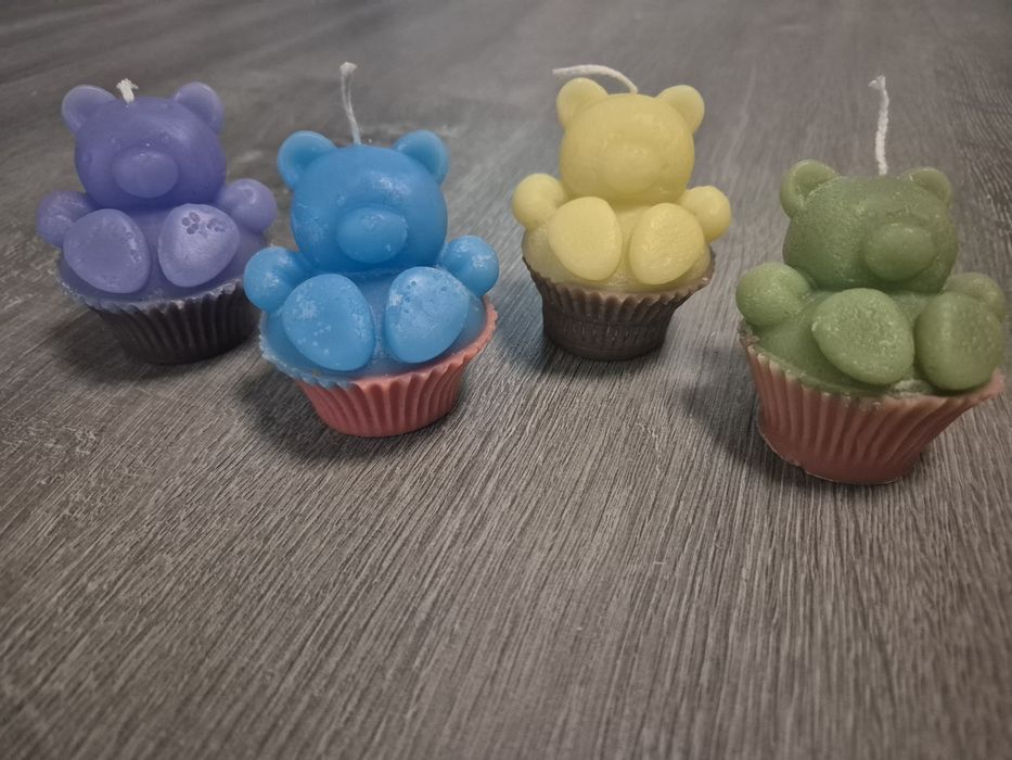 Ръчно изработени свещи