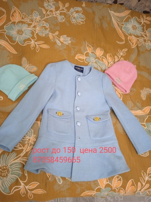 Продам платья на новый год