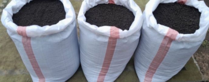 Чернозем в мешках