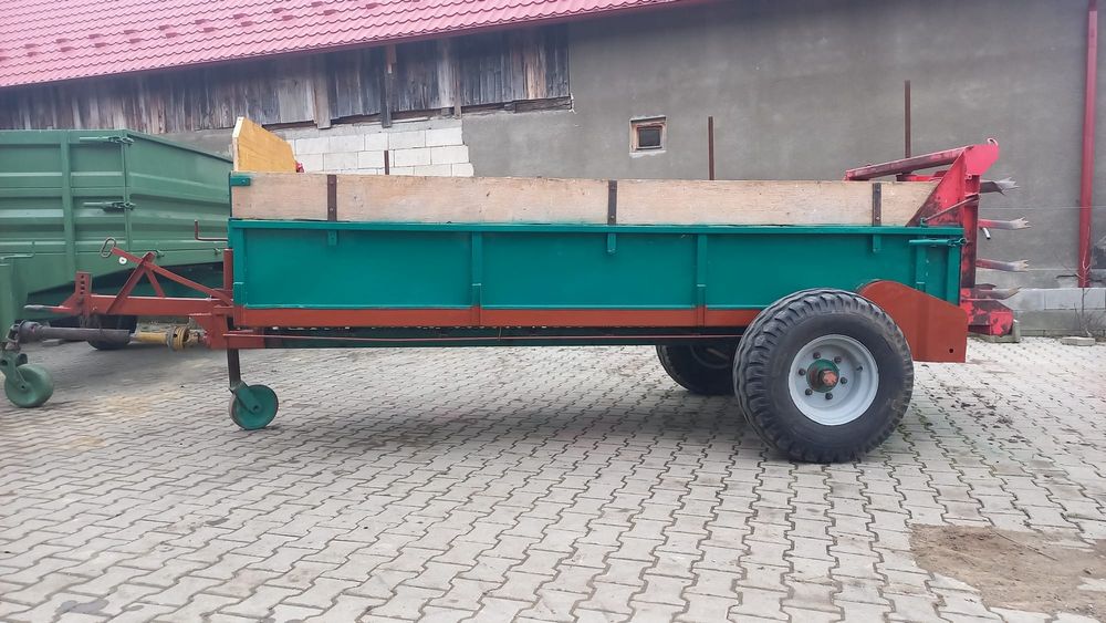 Mig gunoi de pante 3,7t / Remorca pentru fertilizat balegar