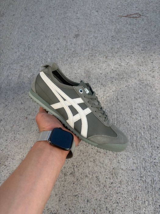 Asics made in veitnam