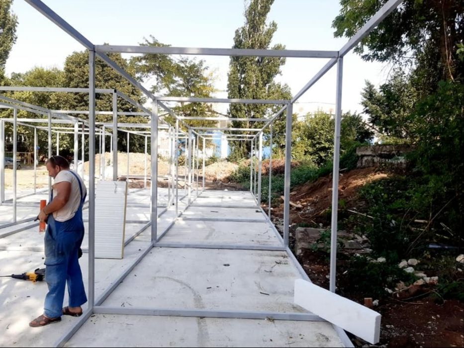 Vând containere de locuit