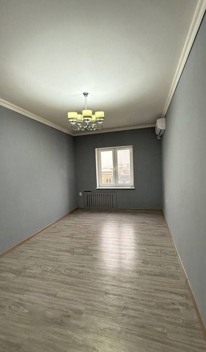 Ойбек Банковский дом 4х ком шох меж 182кв,м кладовка парковка