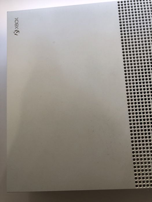 Продам xbox one s