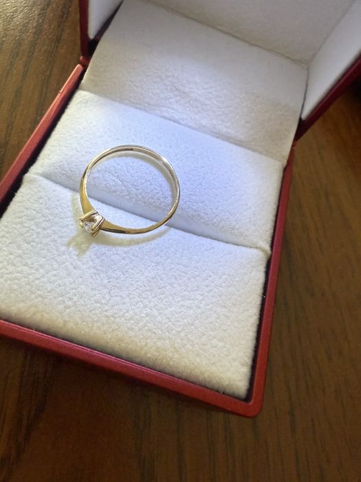 Продам кольцо золотое