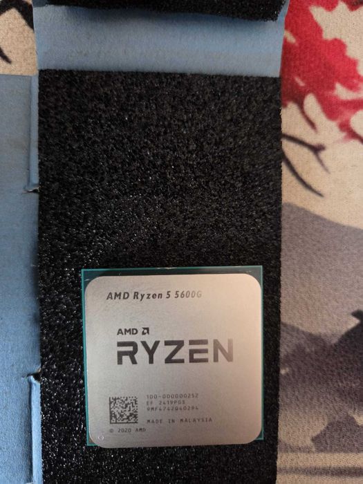 Procesor AMD Ryzen 5 5600G 3.9GHz
