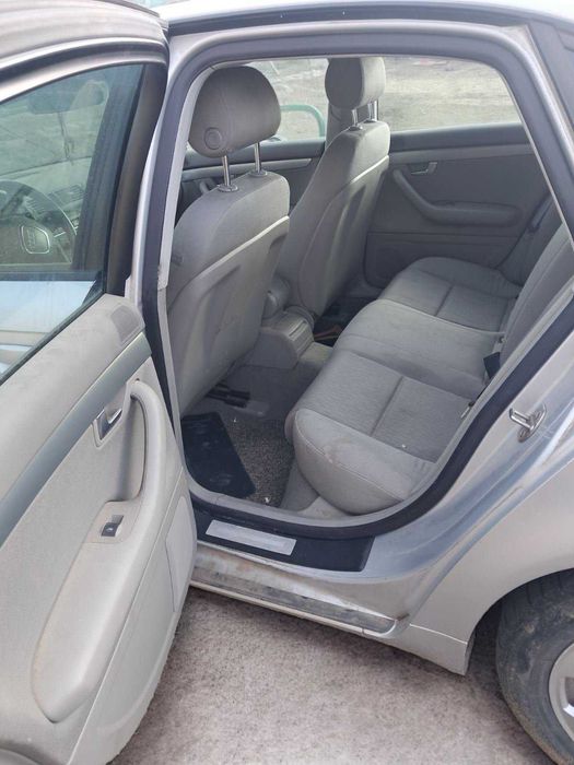 Продавам Audi А4