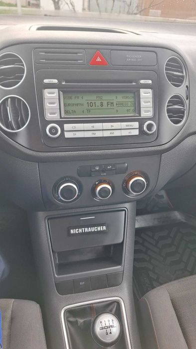 Vând golf 5 plus