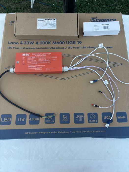 Panou LED Schrack Lano 4 33W 4000K + Kit iluminat de urgență 3H  NOU