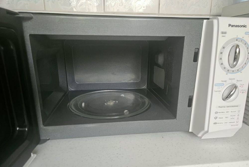 Микроволновка Panasonic бу