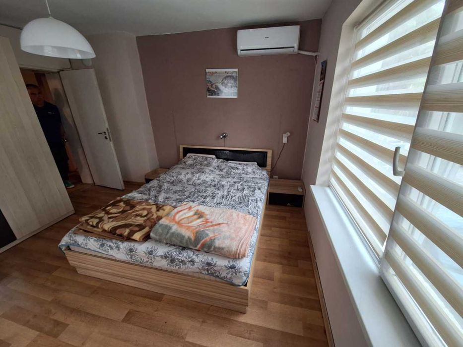 Дава се под наем Тристаен апартамент в Пловдив, Христо Смирненски - 100 кв.м за 600 € - Снимка #5