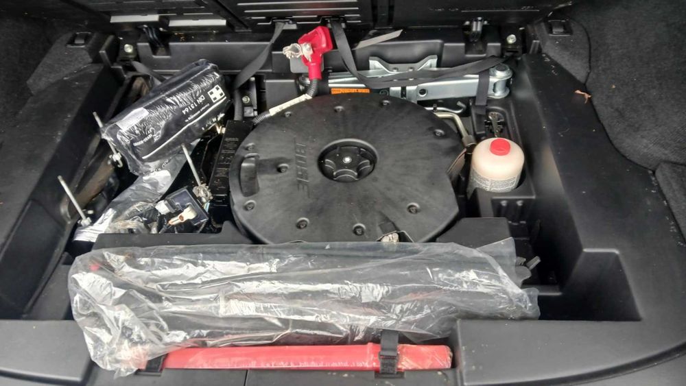 На части Инфинити QX70 3.0D 2017г