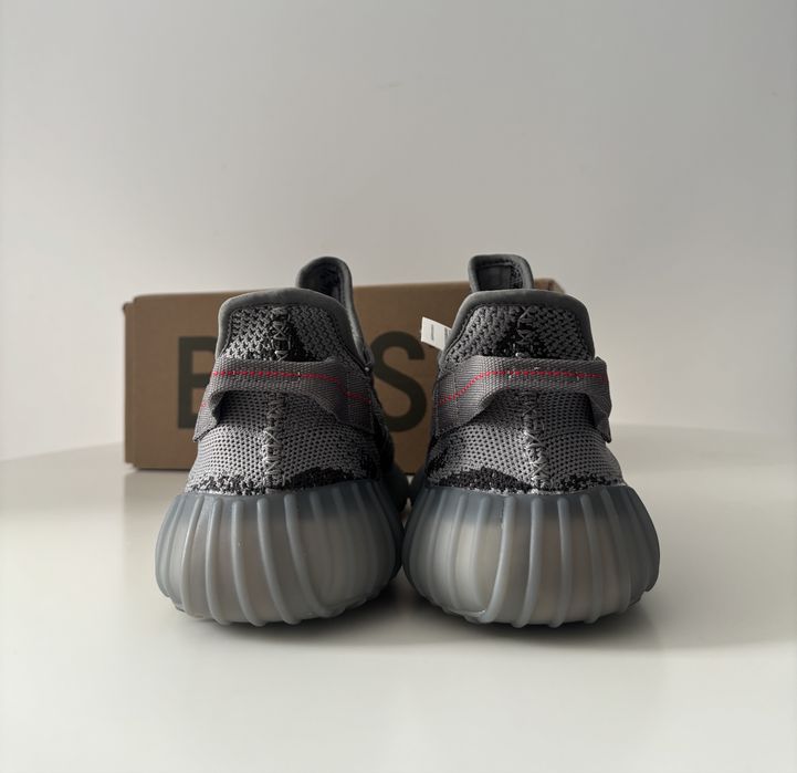 Yeezy 350 v2 beluga 2.0