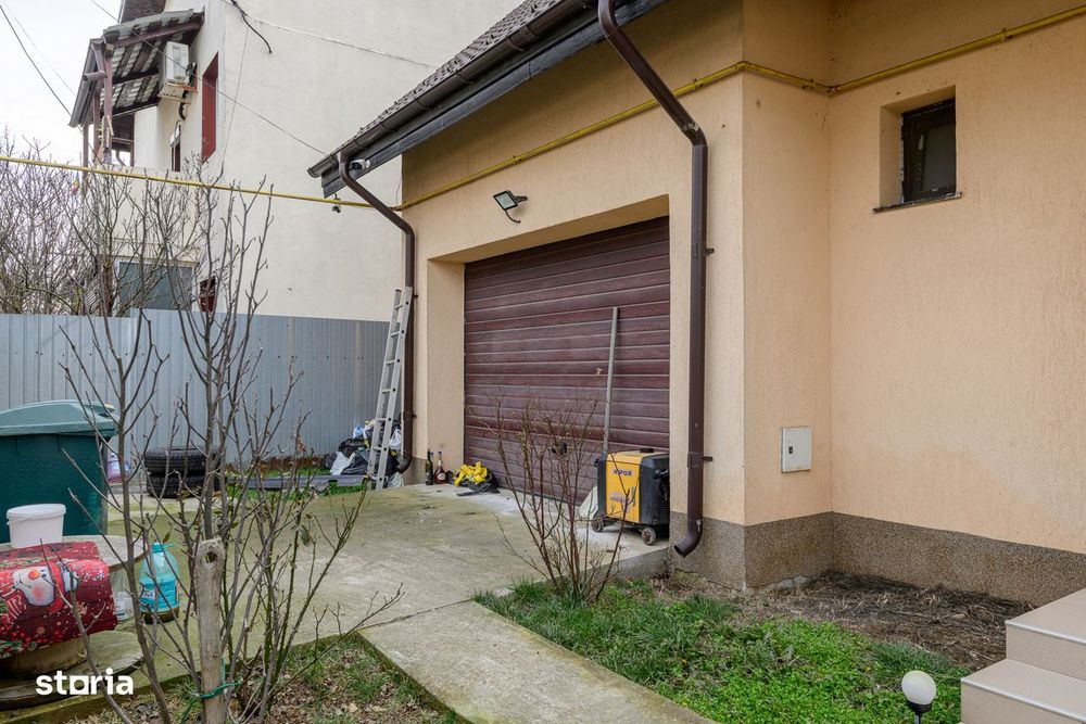 Vila in Comuna Berceni | Pretabil Locuinta |Garaj | Curte libera 300mp