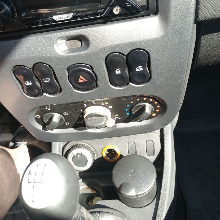 Дачия дъстър Dacia Dustur