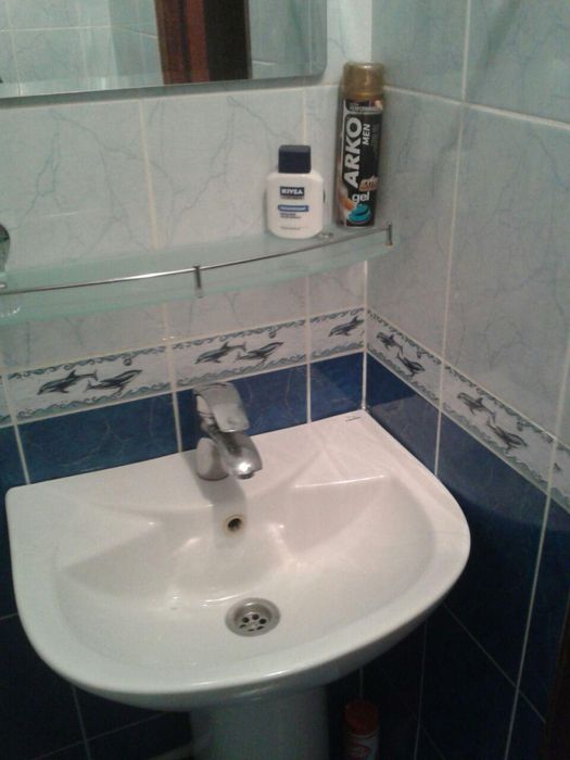 Юнусабад - 15 кв. 2/1/4 под ОФИС первая линия метро от Собственика