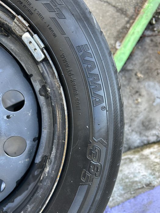 Продам летние шины с дисками на R14