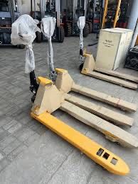 Склад техника спецтехника арзон рохли транспалет arzon transpalet roxl