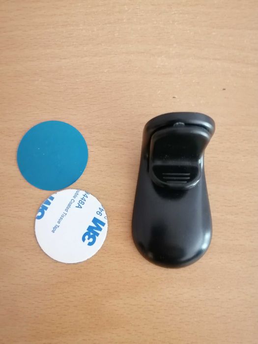 Магнитна стойка за телефон за кола