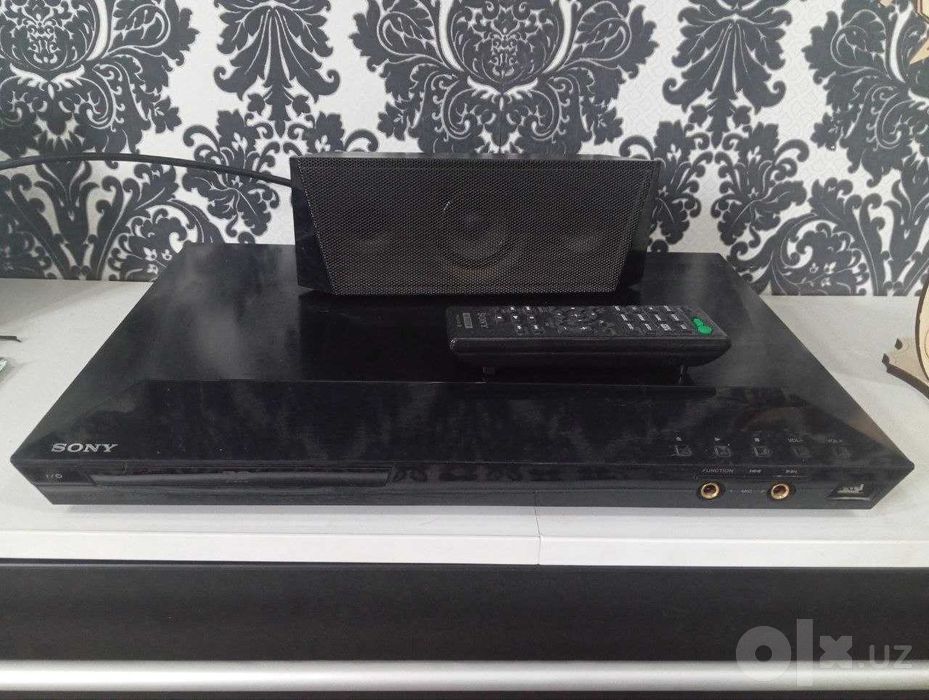 Домашний кинотеатр Sony DAV-DZ650, 1000 Вт, бу!