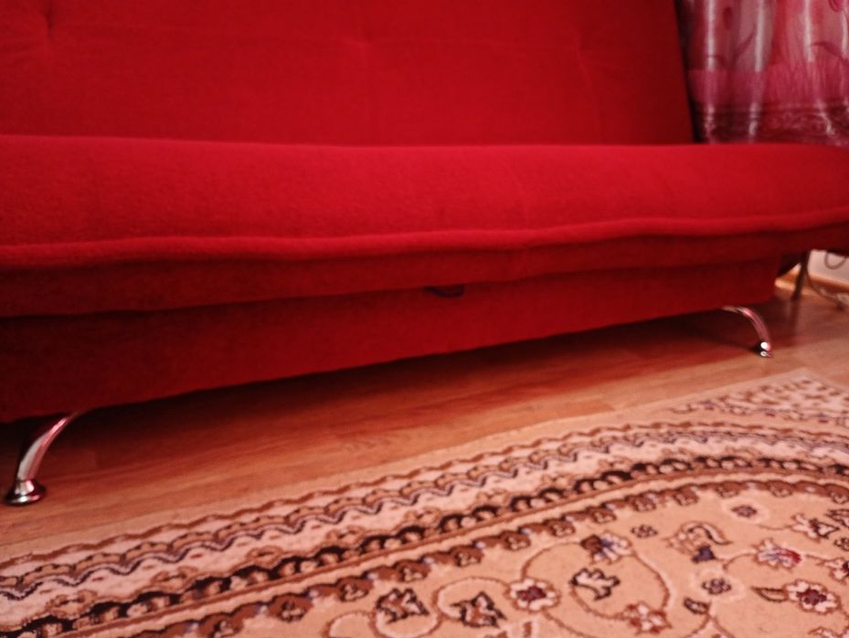 Диван сатылады ұсталған