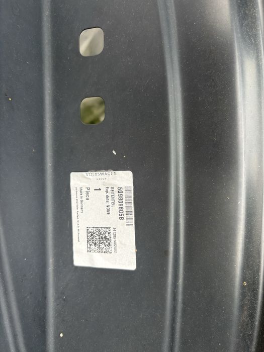 Калник Панел VW Golf 7