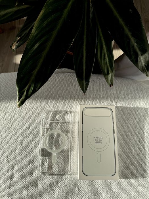 Husă Apple Clear Case cu MagSafe - iPhone 17/Pro/Pro Max/Air