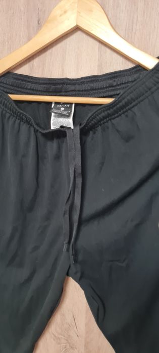 trening nike,mărimea M