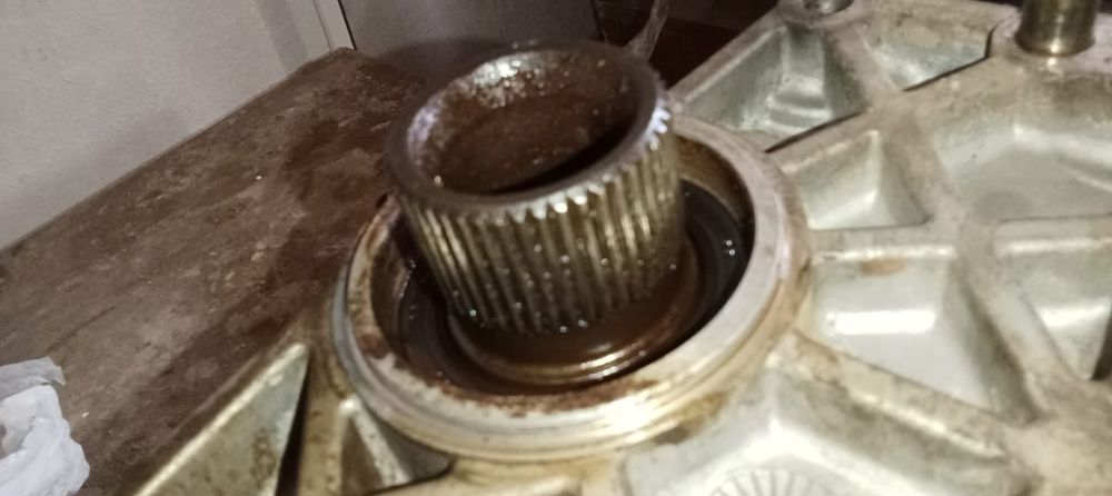 Продам угловой редуктор (киа/хундай)