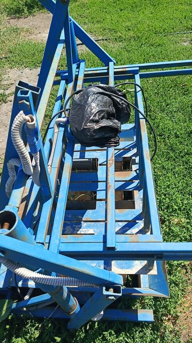 Продам станок для изготовления кирпича