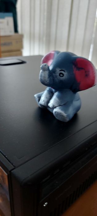 Стъклени и керамични сувенири