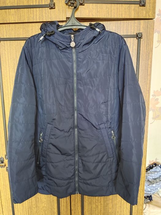 Продам куртки большого размера