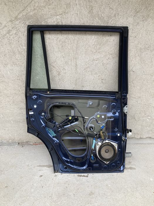 Задна лява врата за тойота ланд крузер/land cruiser J120 03-08г