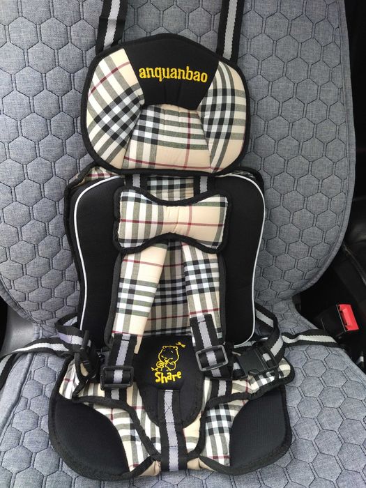 Автокресло бескаркасное