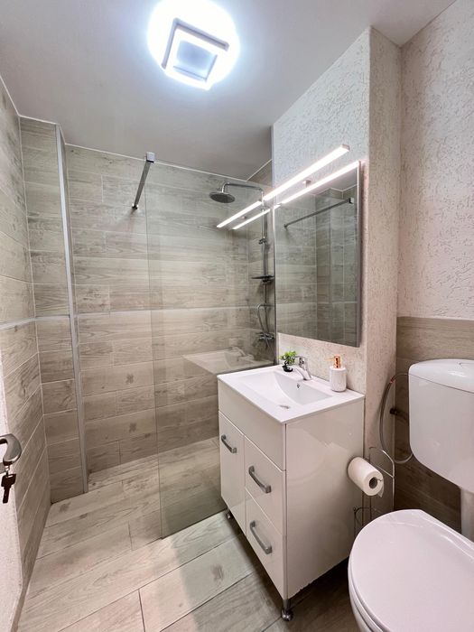 Garsonieră de închiriat zona Micalaca
