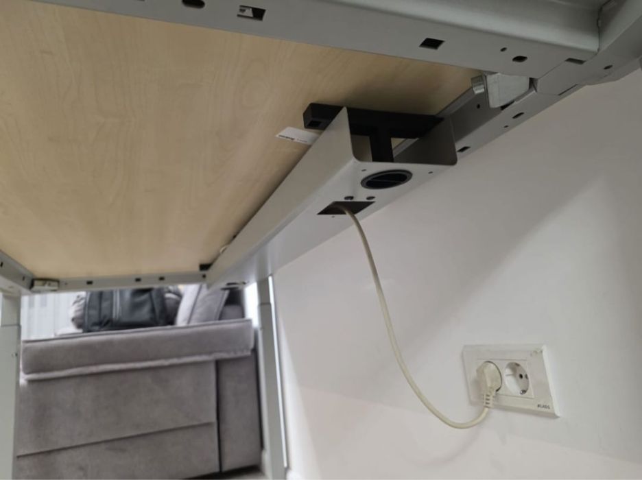 Birou Steelcase