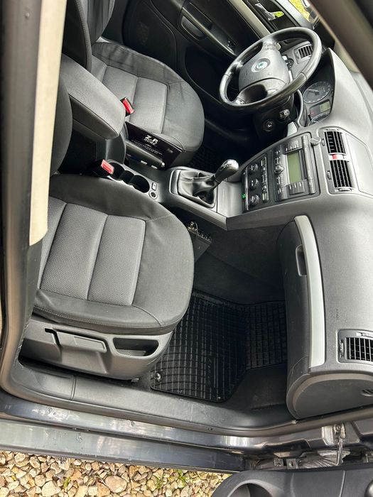 Vând sau schimb Skoda Octavia 2