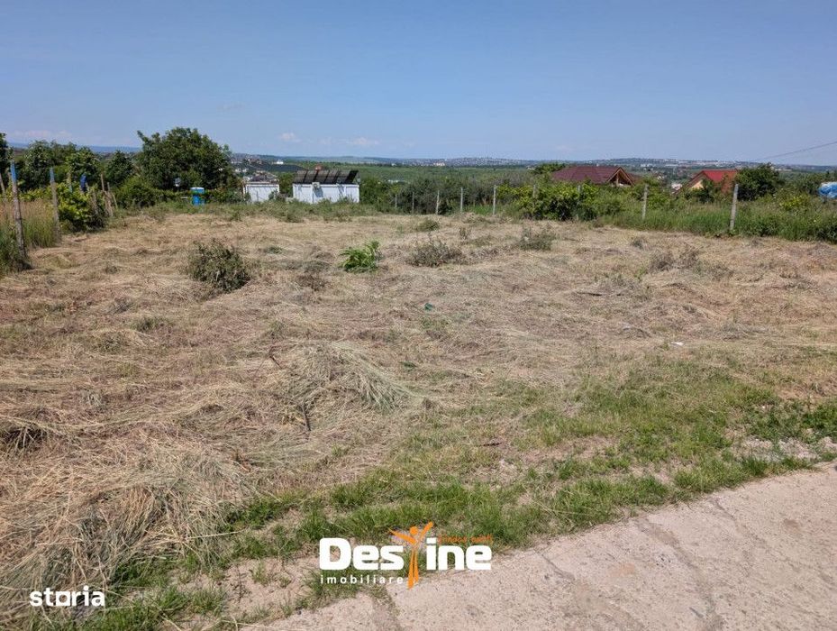 Barnova - Teren Intravilan 974 Mp, utilitati, drum betonat