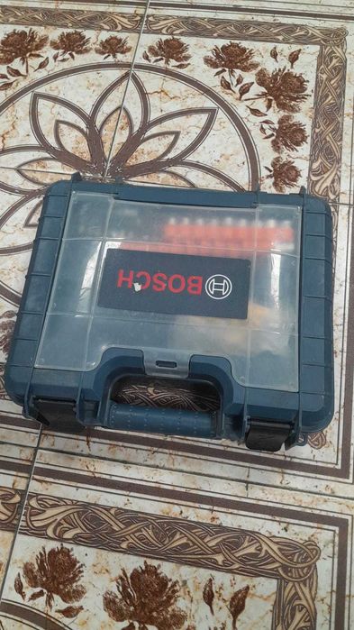 BOSH шуруповёрт номер лота 906814