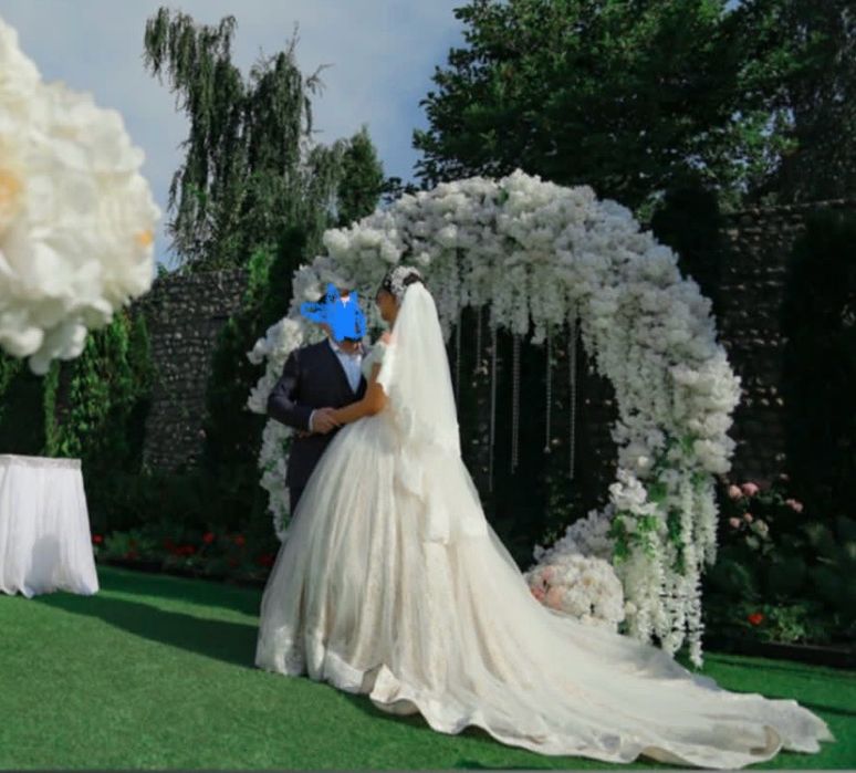 Свадебное платье