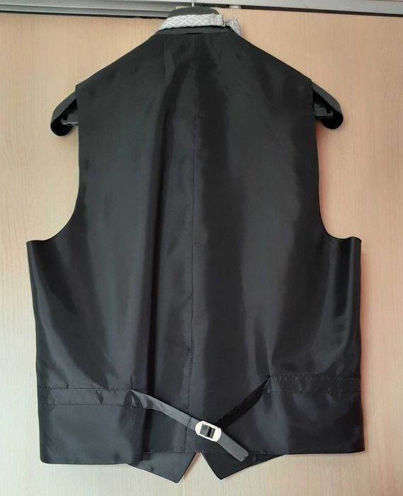 Sacou si vesta barbati marimea 48 negru