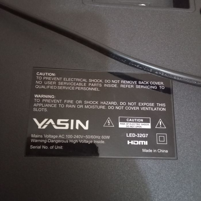 Продам телевизор на запчасти