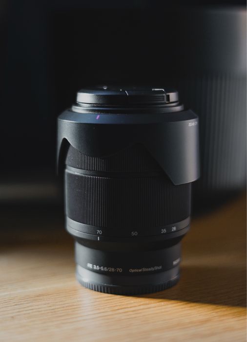 Обектив Sony FE 28-70  f/3,5-5,6