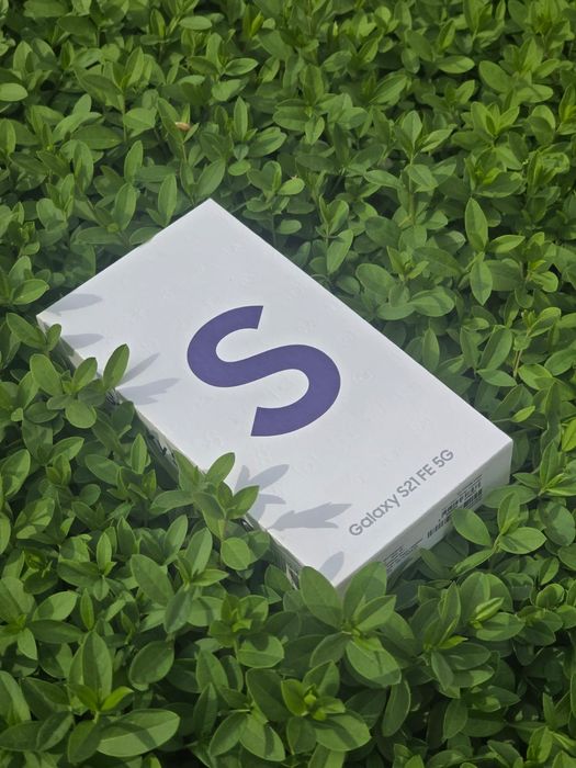 Samsung S21 FE  8/128