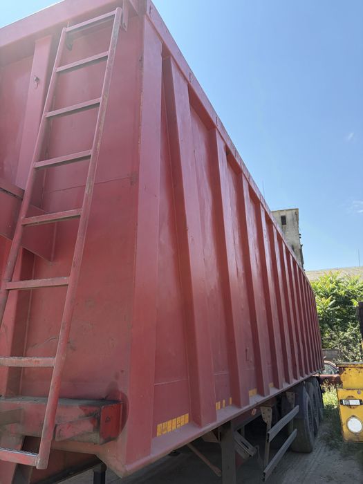 Vind semiremorci Basculabile trasport fier vechi 60 ‘mc