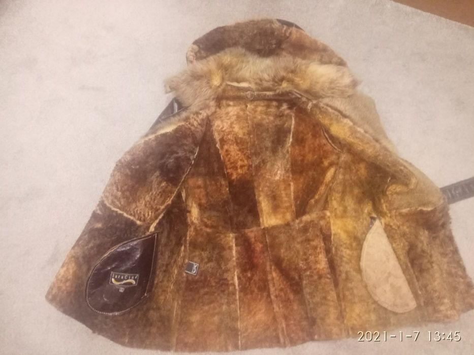 Новая женская куртка.