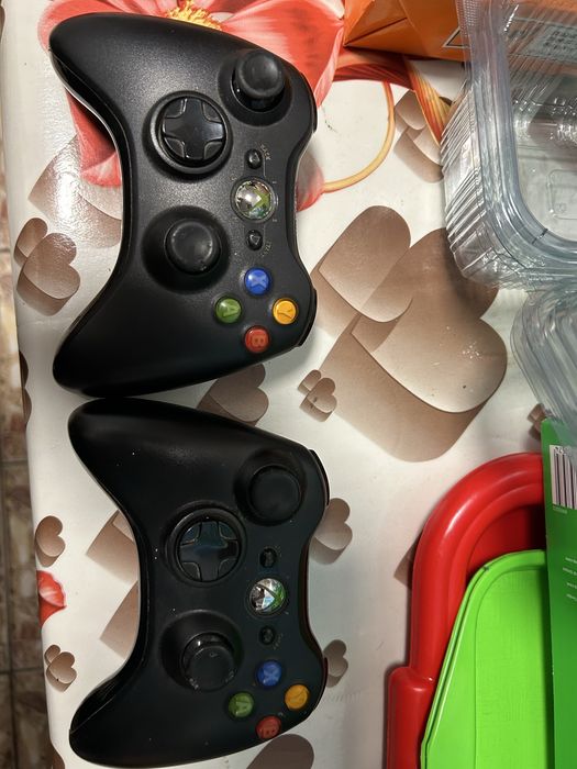 Vand xbox 360 cu jocuri